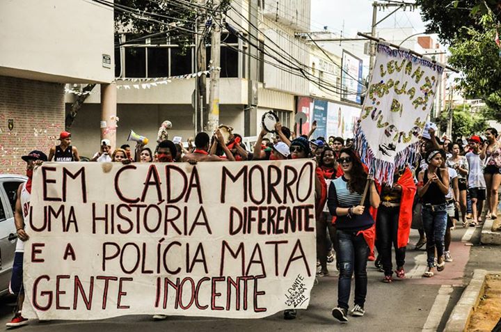 Read more about the article Ato contra redução da maioridade penal encerra Curso Popular da Juventude no ES