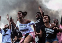 Lutar pela Democracia é defender a educação