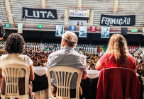 Acampamento do Levante: analistas políticos defendem “Fora, Temer” e “Diretas Já”