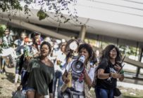 Nenhum compromisso na UNE?