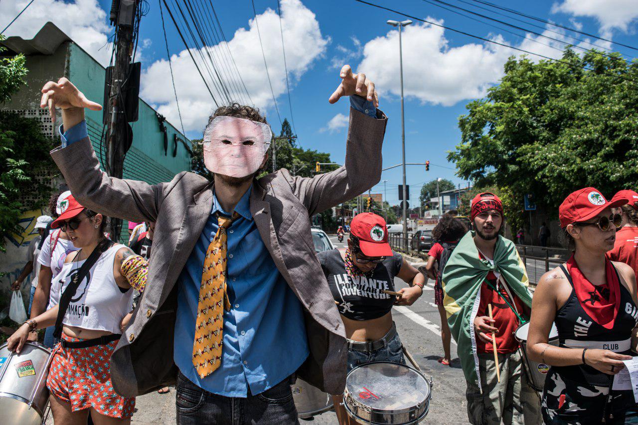 You are currently viewing Em defesa de Lula, juventude realiza semana de mobilização na periferia de Porto Alegre