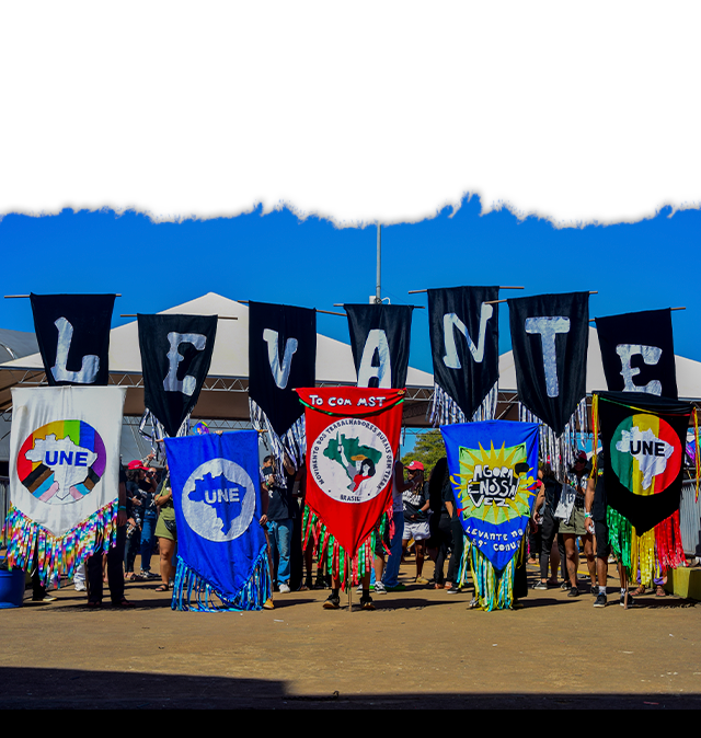 Frente Brasil Popular lança Manifesto ao Povo Brasileiro - MST