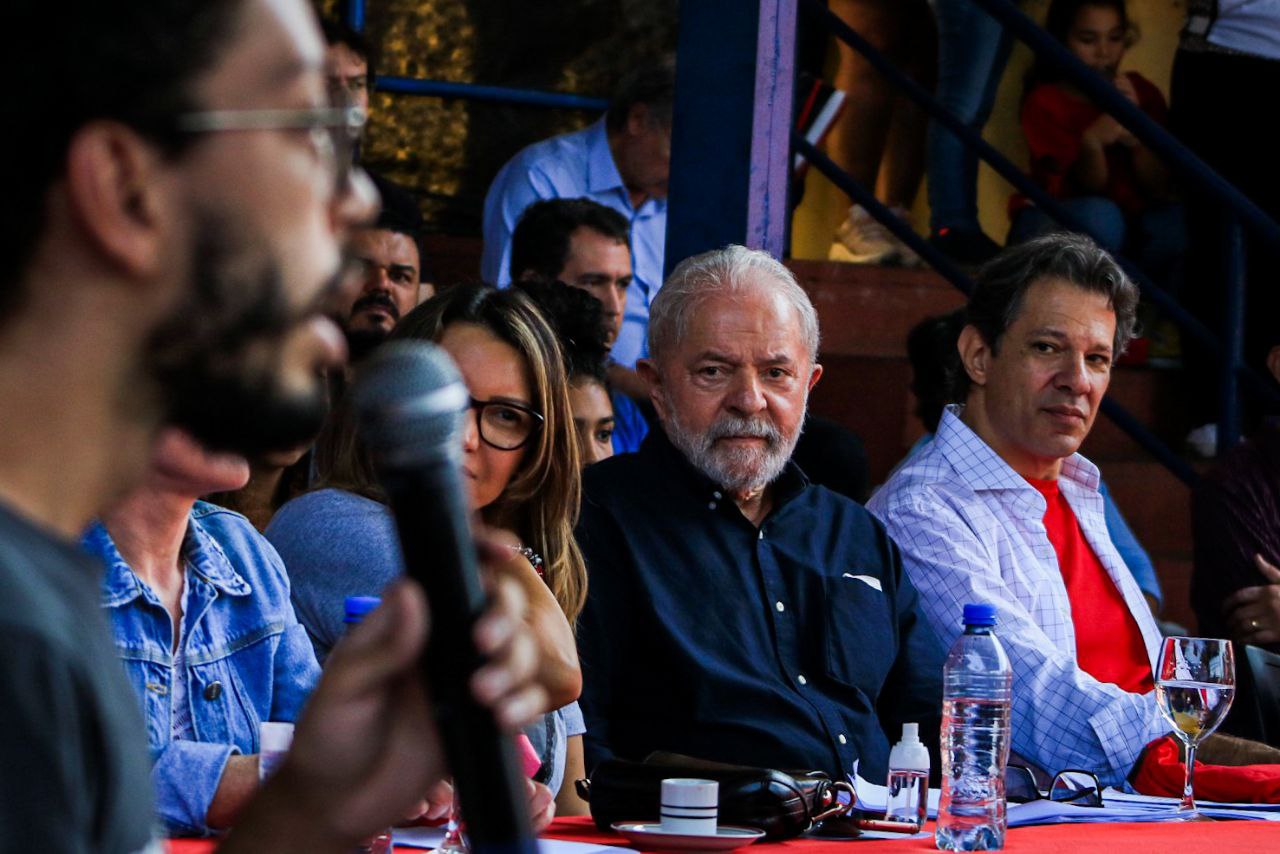 You are currently viewing Lula no Helipa: Juventude dando a letra do Brasil que nós queremos!