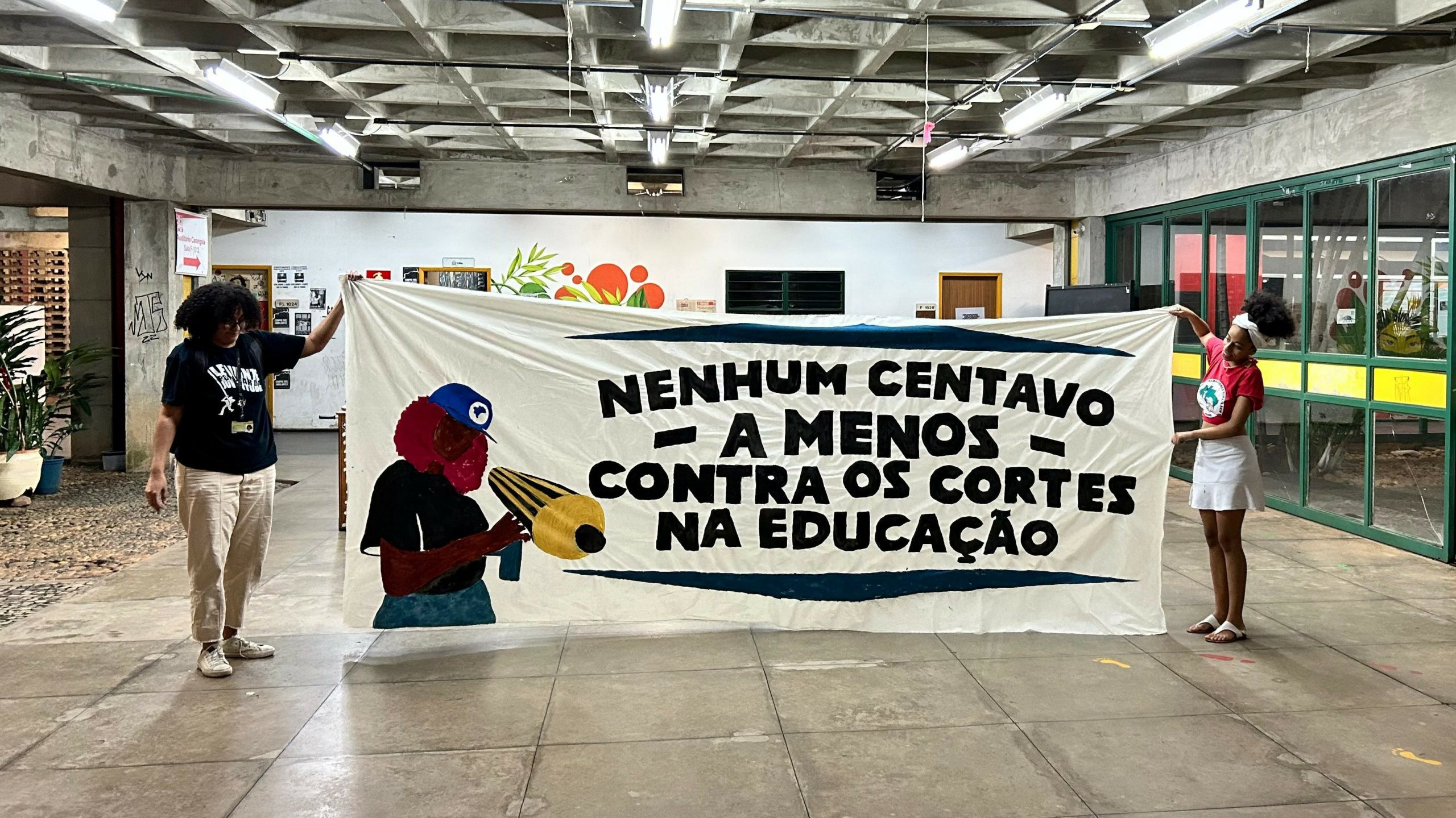 Leia mais sobre o artigo A educação não cabe no arcabouço fiscal!