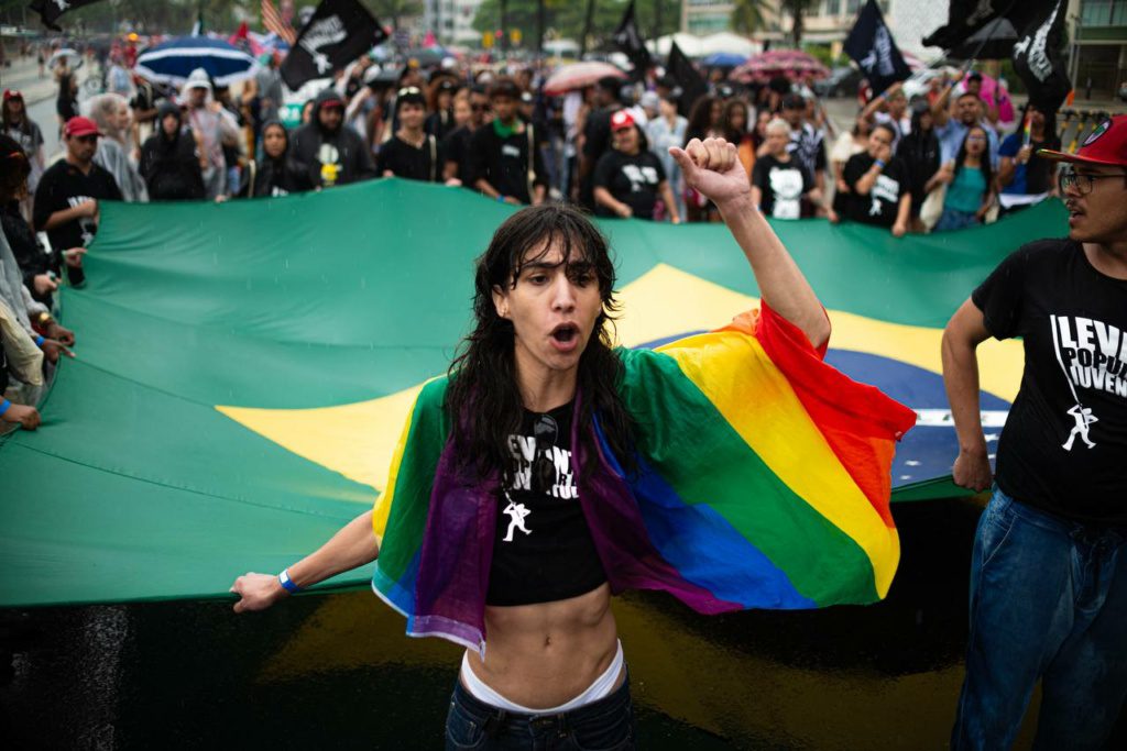 Lutar contra a LGBTfobia, Taxar Super Ricos e acabar com a Escala 6×1