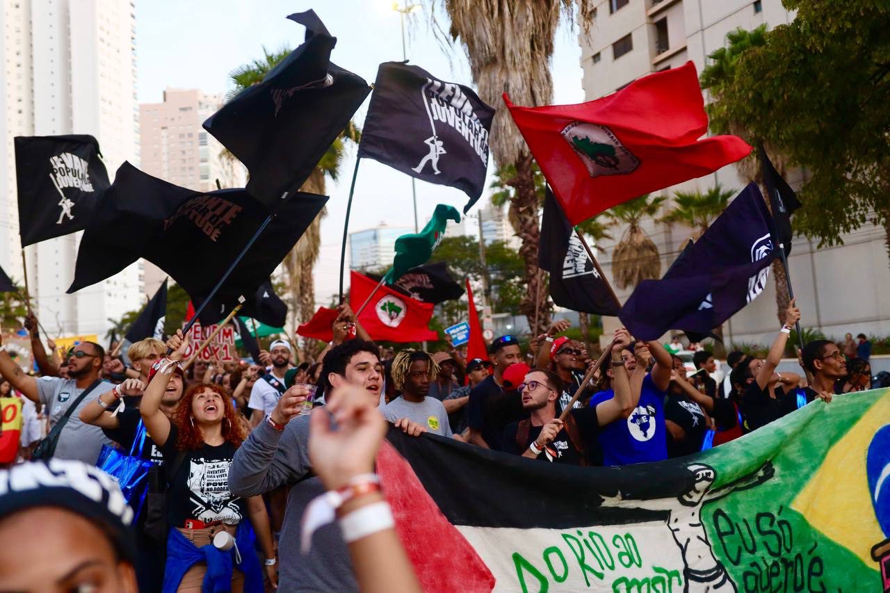 Você está visualizando atualmente JUVENTUDE EM LUTA PARA TRANSFORMAR O BRASIL E O MUNDO!